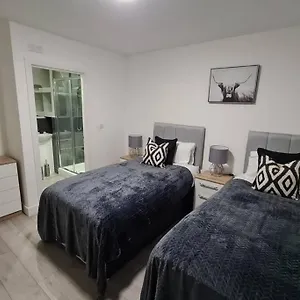  Apartment Entire Luton 2 Bedroom From Great Location